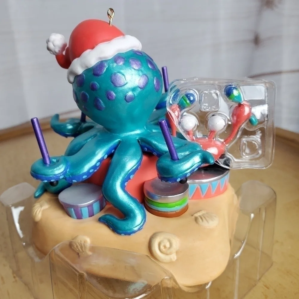 New Open Box Hallmark Keepsake 2022 Festive Octopus Christmas Musical Ornament